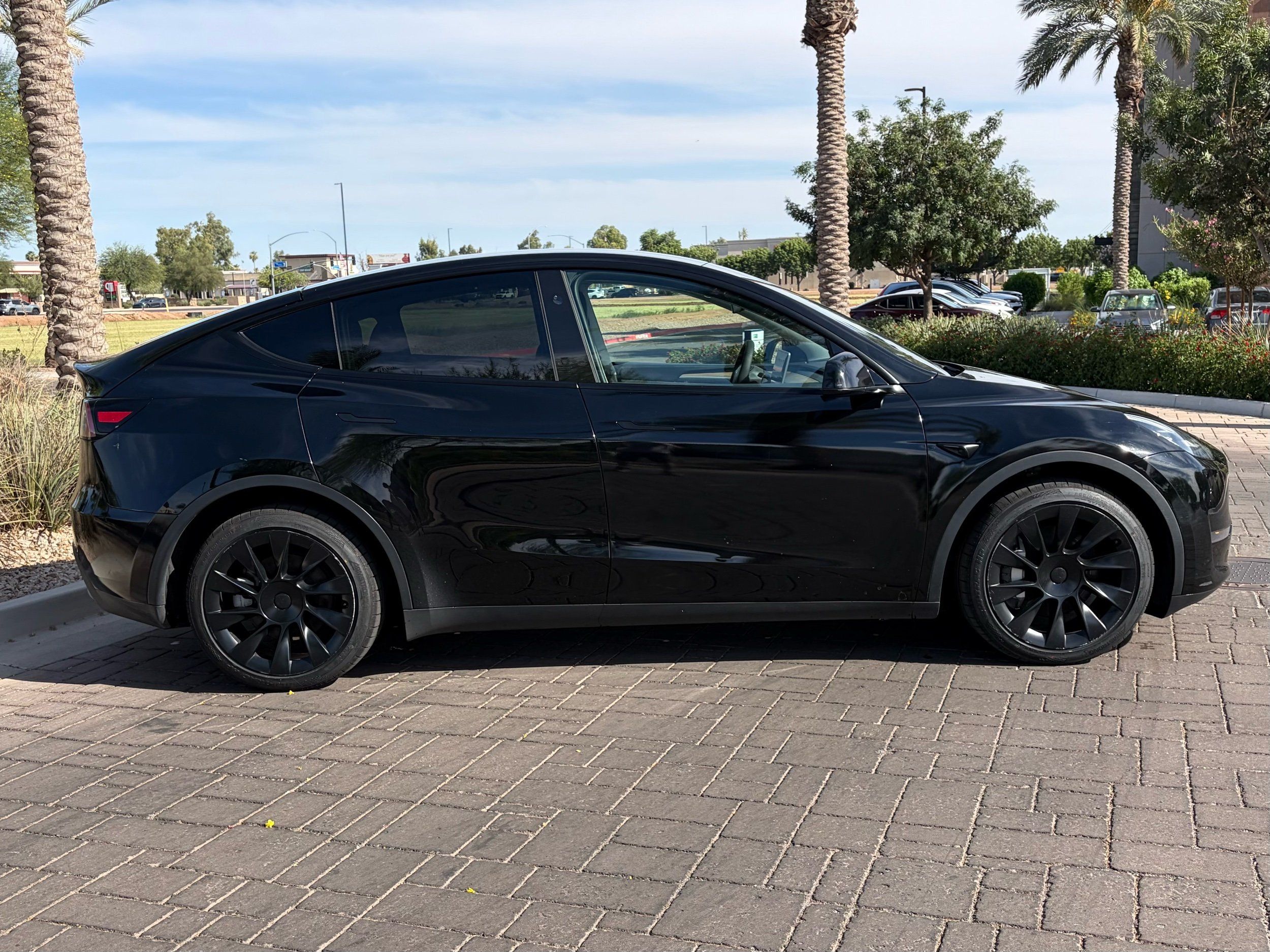 tesla model y 2023 7SAYGDEE1PA145991 image tesla model y 2023 7SAYGDEE1PA145991 image